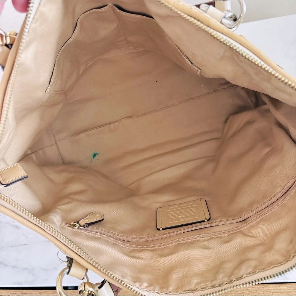 Coach stylish tote